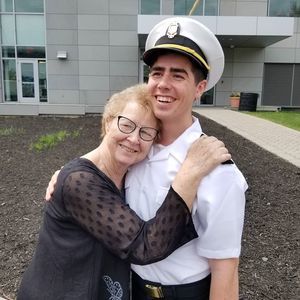 Meet your Posher, Sharon